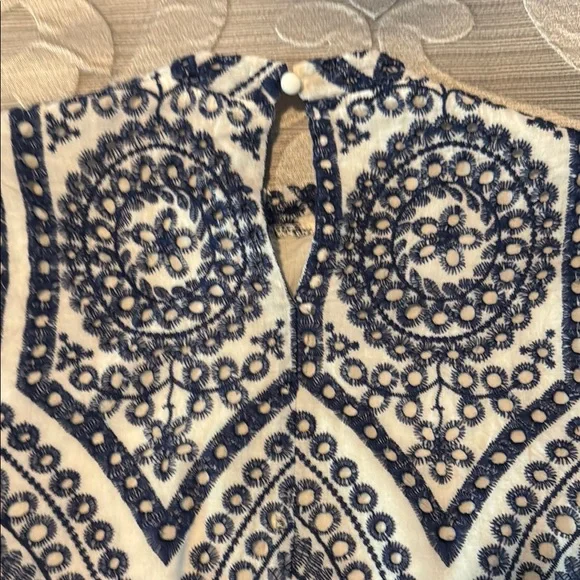 MINKPINK Emilee Anglaise 2 Piece short set sz XS - Picture 5 of 6